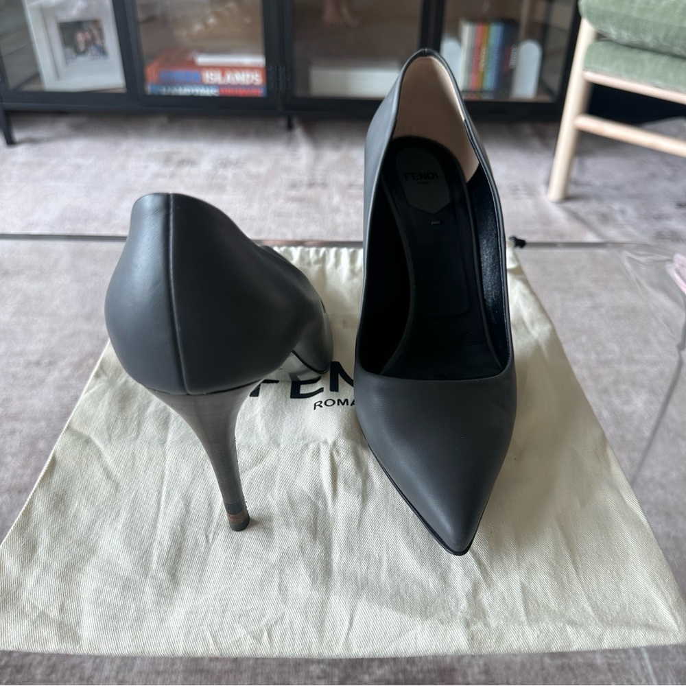 Fendi Charcoal Heels Elegant Pointed Toe Pumps